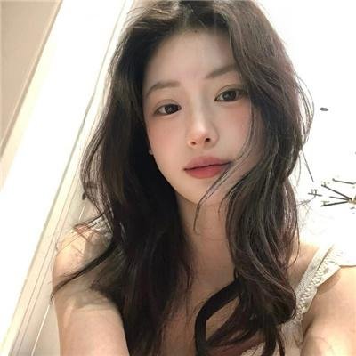 长跑八年她奔向白月光